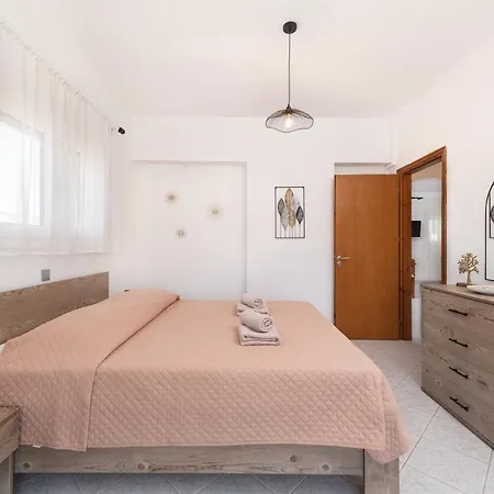 Panorama Apartment *